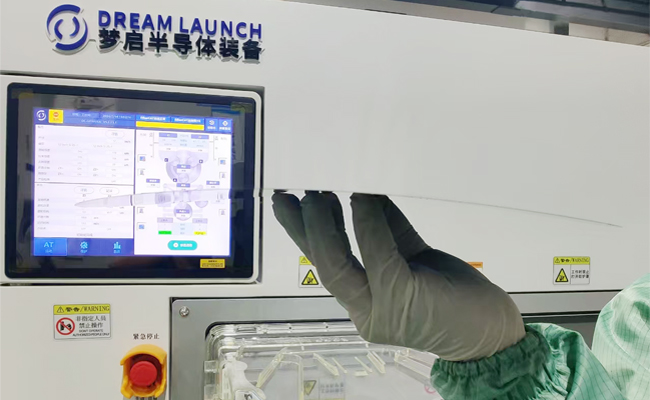 怎樣選擇硅片減薄機(jī)？